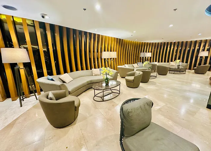 Shore Bliss Staycation Moa Apartment